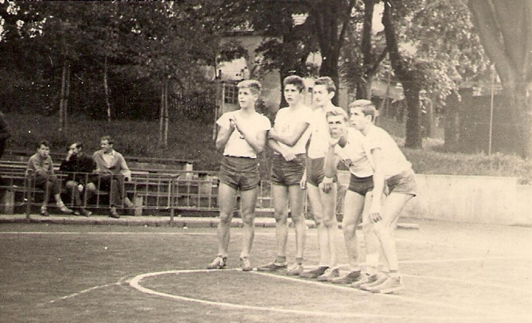 1961r. I Letnie OIMS- przed meczem koszykówki,korty Zrywu ul.Moniuszki